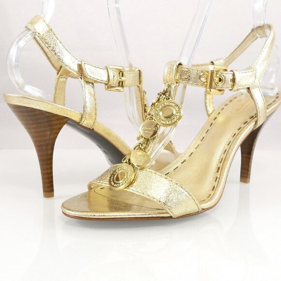 NIB$198 COACH Lucile Shiny Leather T-Strap Lucky Charm Sandals Heels 8 - Picture 13 of 14